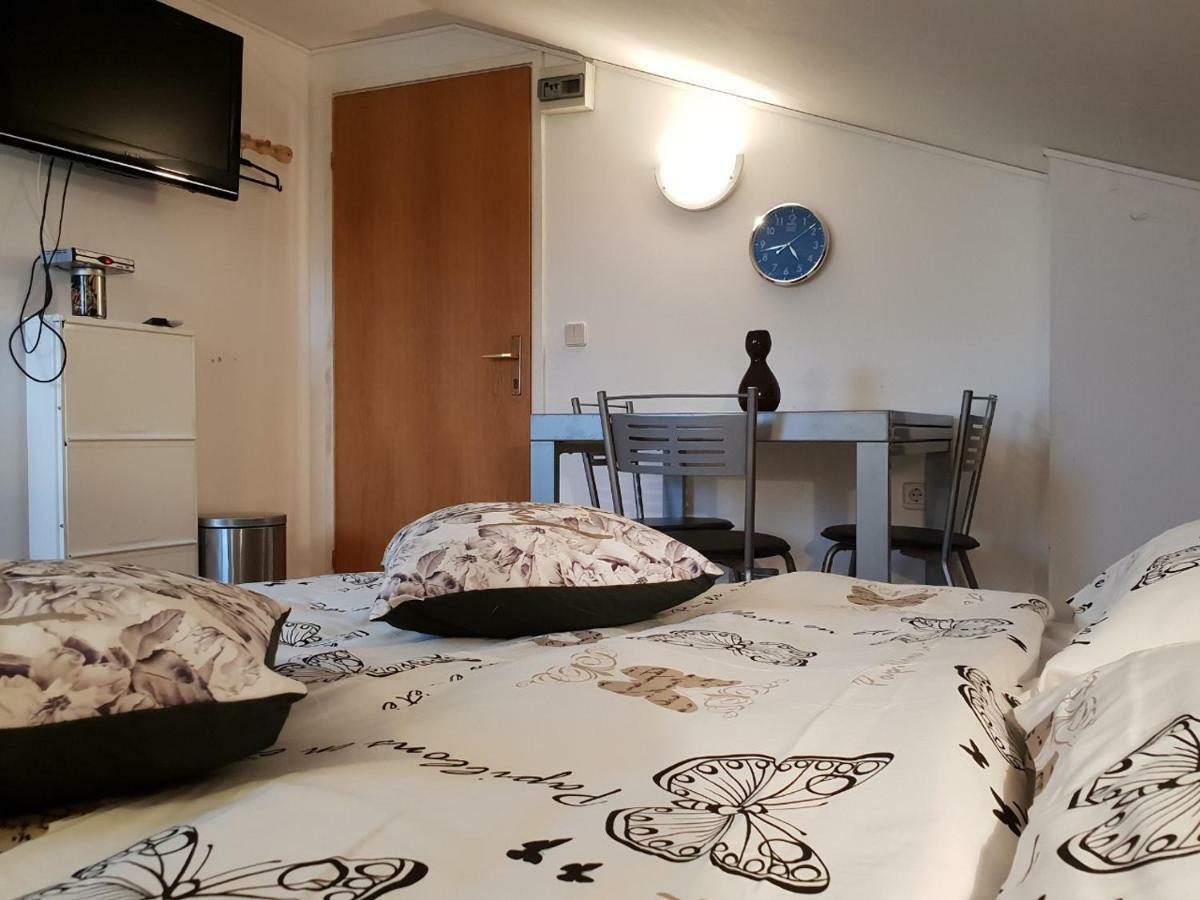 Studio Balen Малинска Экстерьер фото